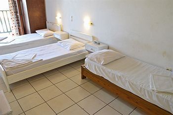 Dimis Hotel Laganas Exterior photo